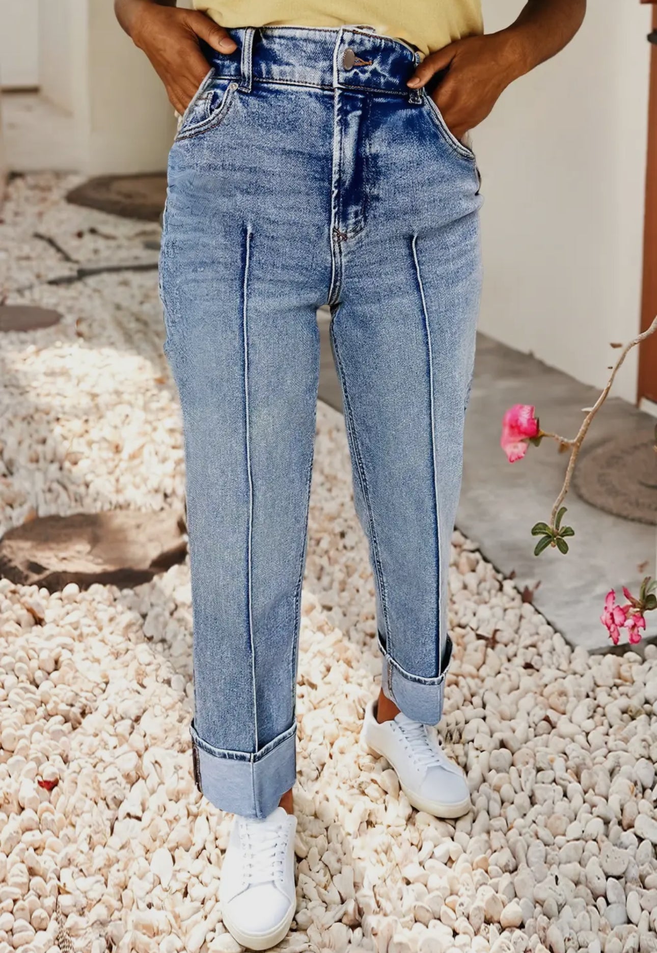 Medium Wash High-Wasted Front Seam Cuffed Jean