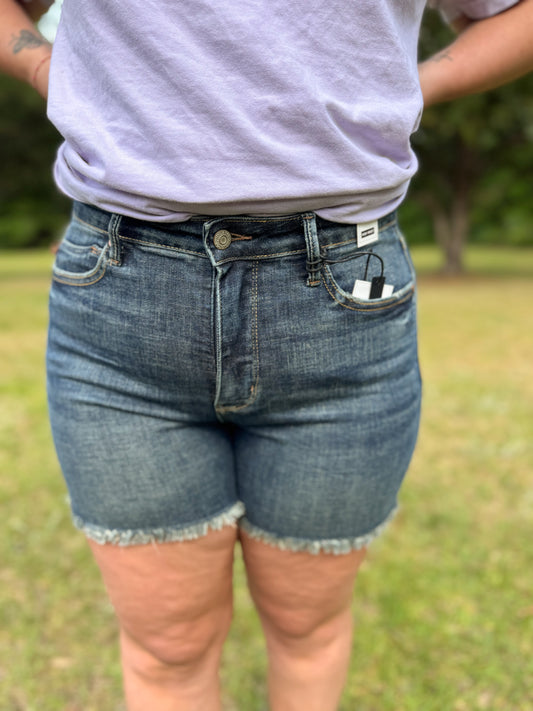 Judy Blue Tummy Control Dark Wash Short With Fray Hem