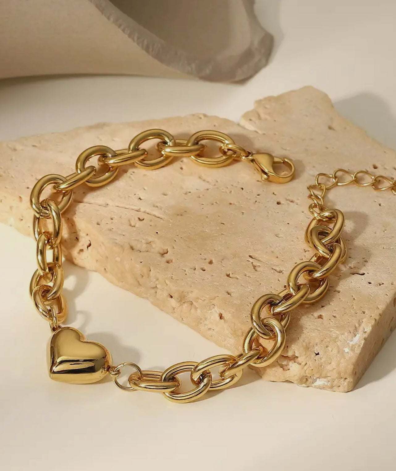 18k Stainless Steel Chunky Heart Bracelet